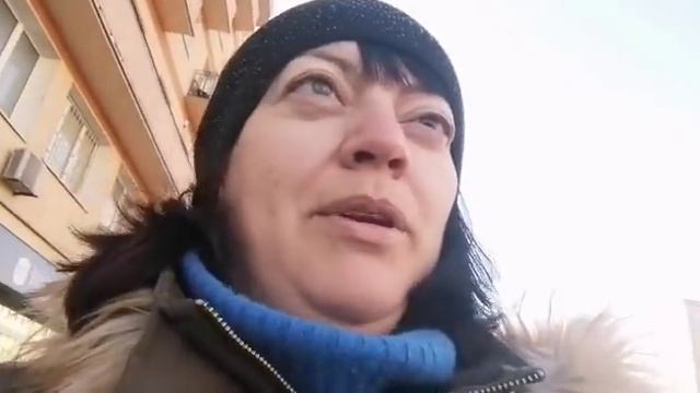Че купила? Сосед в лифте смотреть онлайн