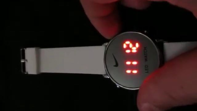 nike белые круглые.MOV смотреть онлайн