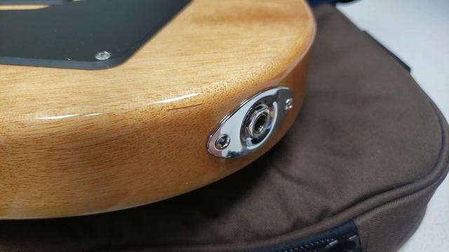 PRS SE 35th Anniversary - quality control issues on 2 guitars. смотреть онлайн