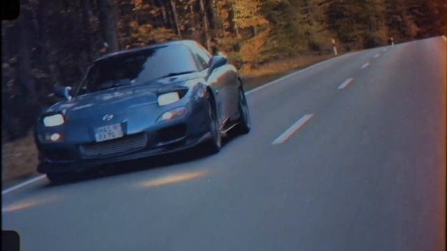 30 Seconds of Mazda RX7 FD3S - 4K смотреть онлайн