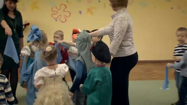 В детском учреждении школы №1251 им. Шарля де Голля, утренник посвящённый празднику 8 Марта. смотреть онлайн