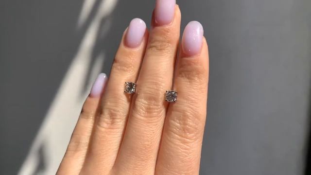 Пусеты с бриллиантами по 0.5ct GIA смотреть онлайн