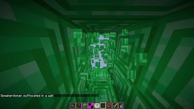 INVISIBLE Dash on SPEAKER FAMILY One Chunk! смотреть онлайн