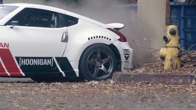 [HOONIGAN] Black Friday - Chris Forsberg Drifts Mall смотреть онлайн