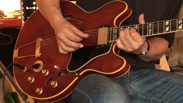 1970-72 Gibson ES-345 смотреть онлайн