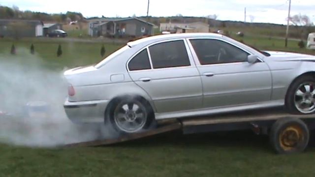 BMW Burnout смотреть онлайн