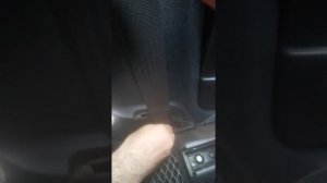 Как быстро и без разборки разблокировать ремень безопасности на тойота Lc 200