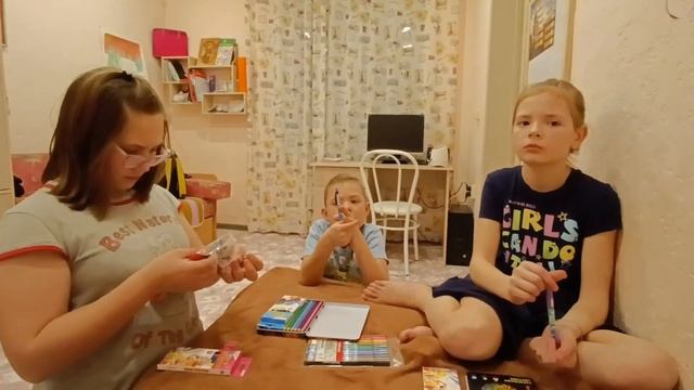 Маленькие любители шопинга😂 Разорили мать😔🥰 8 февраля 2024 год. смотреть онлайн