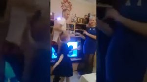 Овечка Доли новогодние танцы))