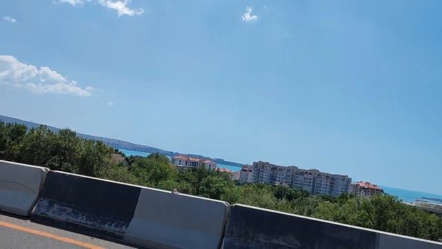 4 июля 2022 Геленджик. Стоим. Можно видосы поснимать, выложить 🤣 Пробка на выезде в Новороссийск 🙋 смотреть онлайн
