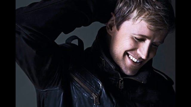 Kian Egan rocks! смотреть онлайн