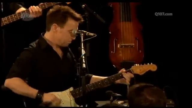 Colin James Live @ Q107 - Keep On Loving Me смотреть онлайн
