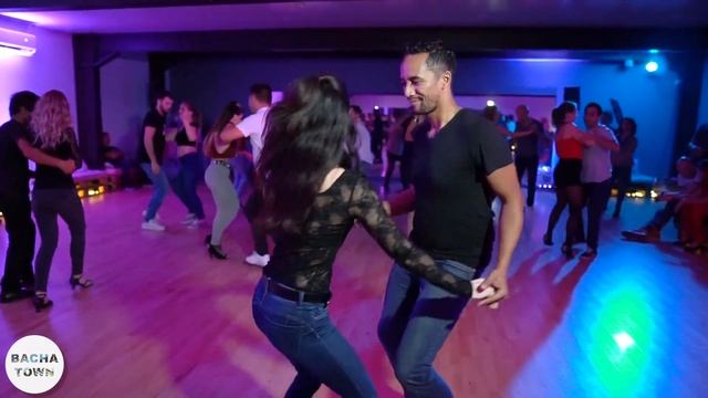 Kean Derr & Laura / Prince Royce - Morir Solo / Bachata Social смотреть онлайн