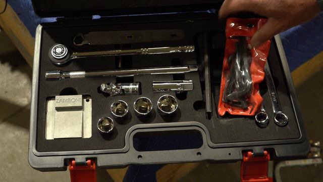 From The Zamboni Room: Tool Kit смотреть онлайн