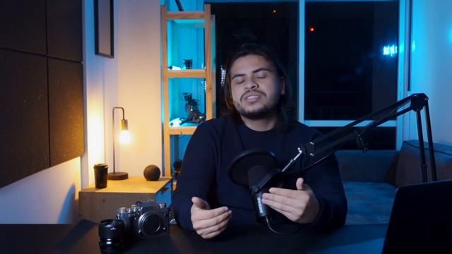 Troquei a BLAKMAGIC pela FUJIFILM XT4 | REVIEW смотреть онлайн
