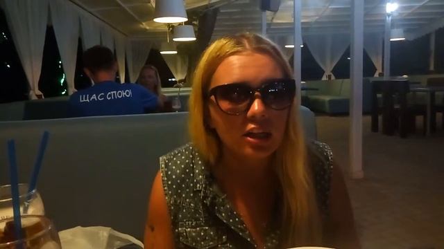 Отдыхаем в кафе суши пицца смотреть онлайн