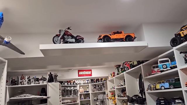 New LEGO Sets & Displays! Part GOLDMINE! Room Update смотреть онлайн