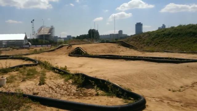 Тренировка на трассе RC в Крылатском смотреть онлайн