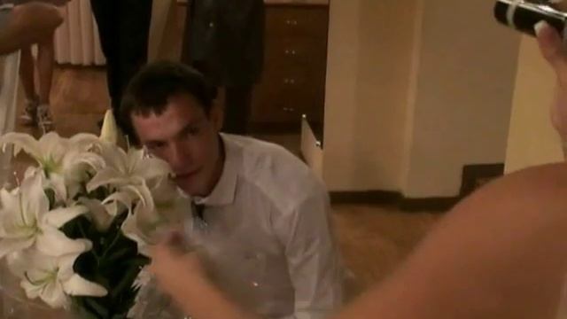 подарок невесты жениху.avi смотреть онлайн