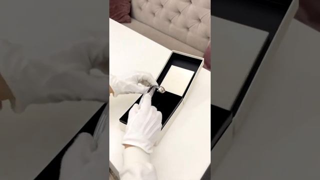 Масcажёр ReFa Carat Ray Face смотреть онлайн