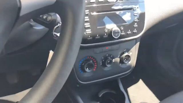 Fiat Punto 1.3 MJT II 75cv Street 5 porte смотреть онлайн