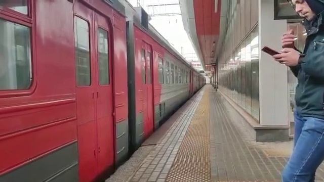 ЭД4М-0335 на станции Нижегородская смотреть онлайн