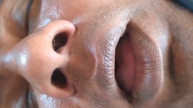 Snoring While Sleeping:سوتے ہوئے خراٹے مارنا