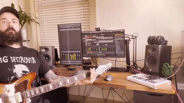 Killer Krok - Emmentaler смотреть онлайн