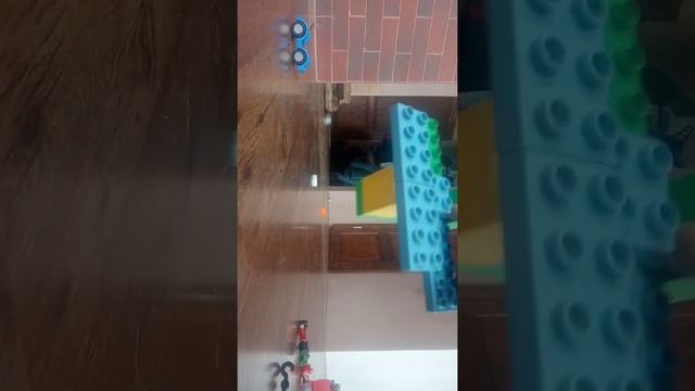 как сделать самолёт из Лего Duplo смотреть онлайн