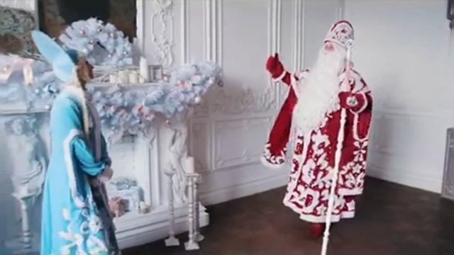 Поздравление Деда Мороза и Снегурочки в Краснодаре | Event-агентство ANNA LEGENDA смотреть онлайн