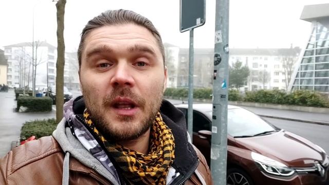 Иван Кузьминов в полиции покупает парковочное место. Сколько стоит и что за дверь? смотреть онлайн