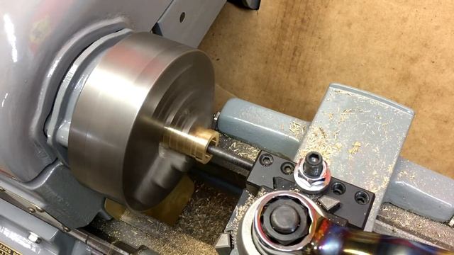 How to Rebuild Half Nuts for Logan 10" Lathe part 1 смотреть онлайн