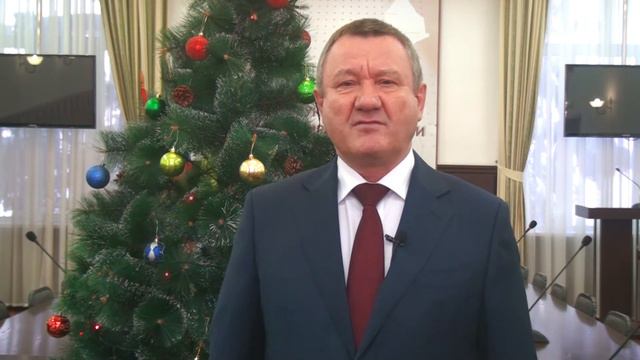 Новогоднее поздравление Главы Карасукского района Александра Павловича Гофмана смотреть онлайн
