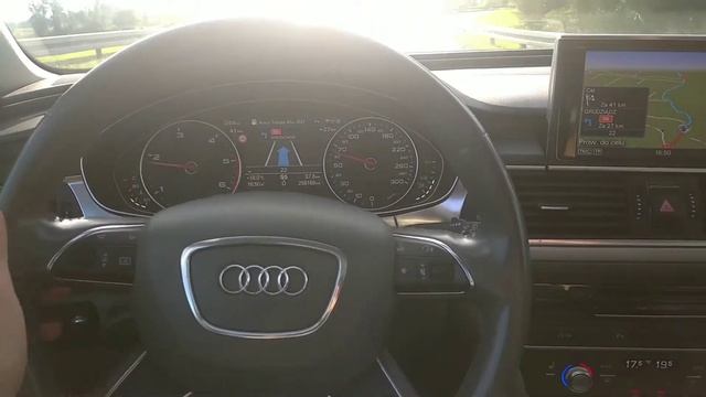 Działanie systemu audi active lane assist w AUDI A6 C7 4G #AUDI смотреть онлайн