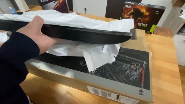 Samsung S27F350/S27F354 Unboxing! смотреть онлайн