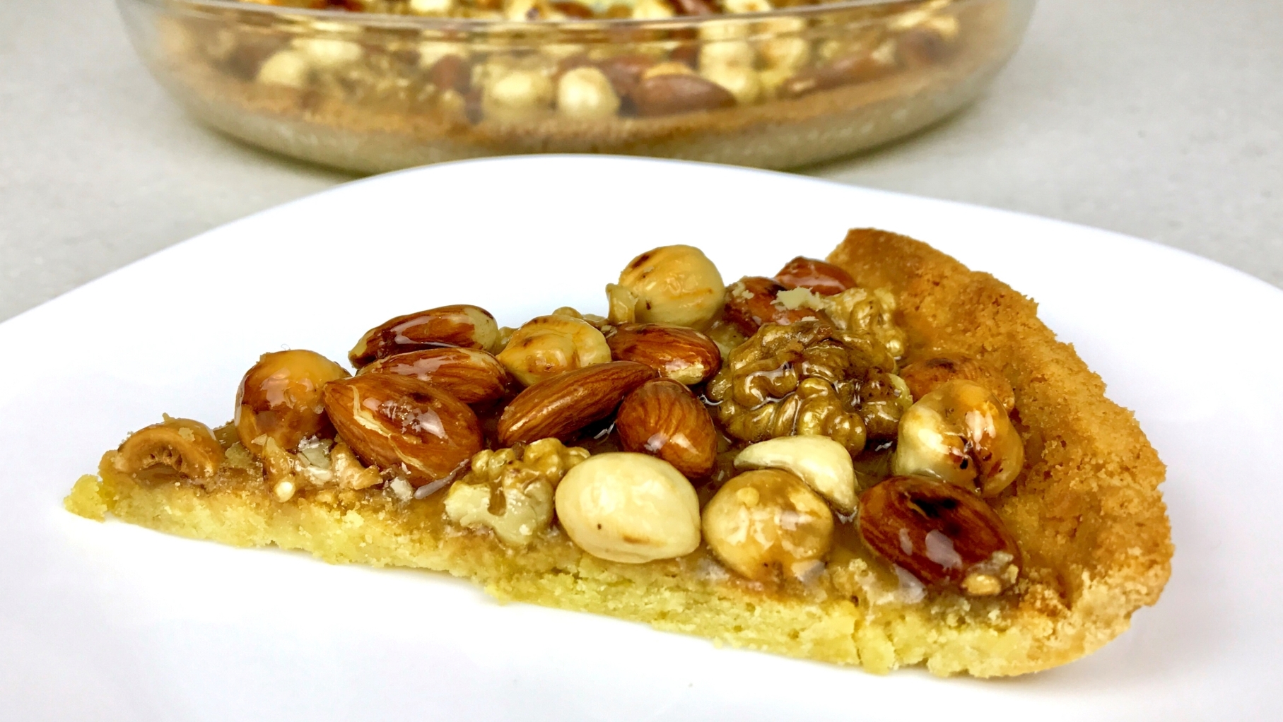 Тарт с орехами - вкуснейший ореховый десерт .mp4 смотреть онлайн