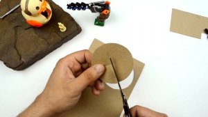 Cамодельная заводная утка аниматроник из игры Dark deception (4/12)