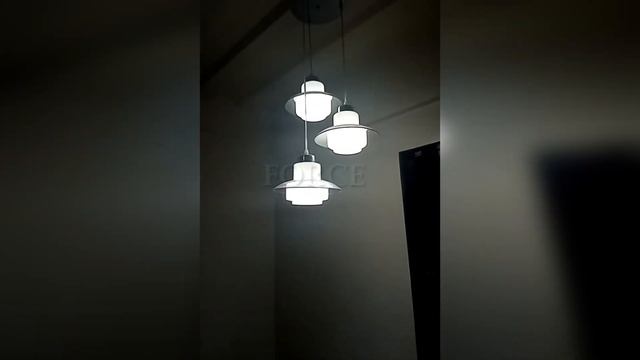 7.3 magnitude earthquake shakes Indonesia! West Sumatra in panic after tsunami warning! смотреть онлайн