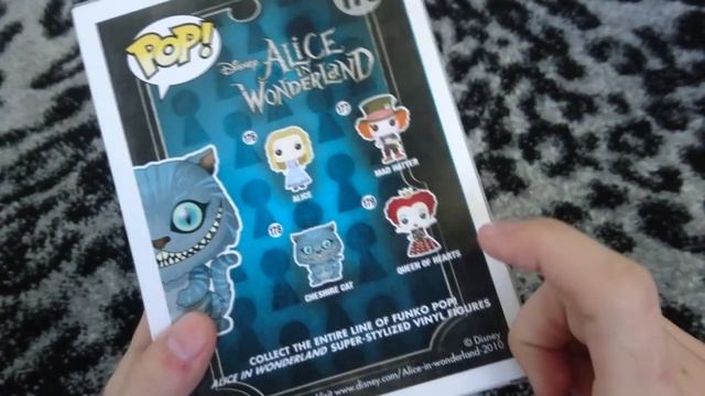 Распаковка эксклюзивной фигурки Funko Pop Чеширский Кот (Flocked) по фильму "Алиса в Стране чудес" смотреть онлайн