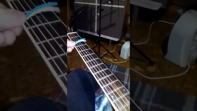 Каподастр не работает, не зажимает. Что делать?