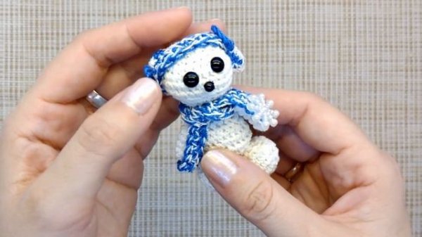 Семейка зайчат. Игрушки крючком. Амигуруми