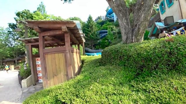 Лучший аквапарк Кореи! Ну ооочень много народу ;) смотреть онлайн