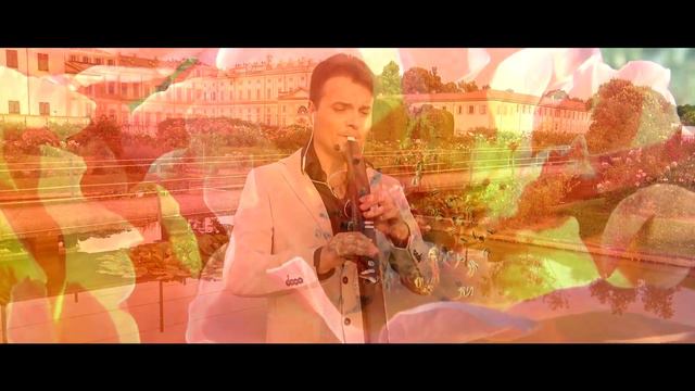 Dennis Memeo - J.S. Bach Minuet from Suite n°1- Akai Ewi 5000 смотреть онлайн