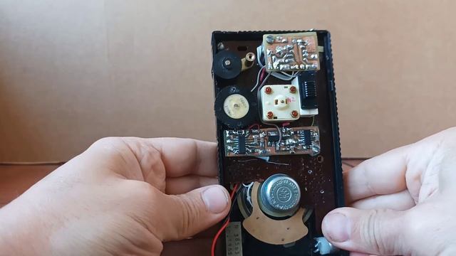 Радиоприемник НЕВСКИЙ переделка на ФМ и КВ смотреть онлайн