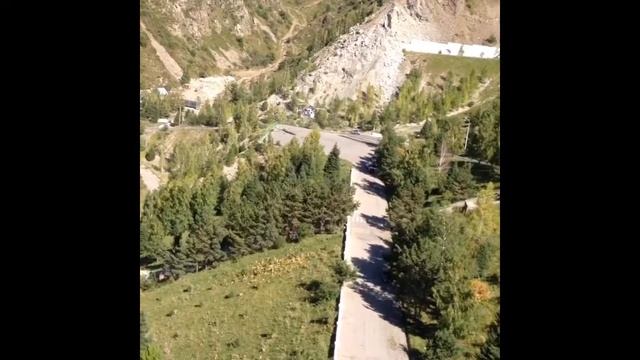 Вертолет возле Медео. смотреть онлайн