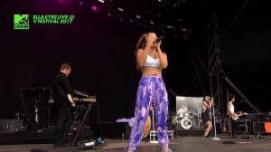 ELLA EYRE - Came Here For Love  LIVE @ V FESTIVAL 2017