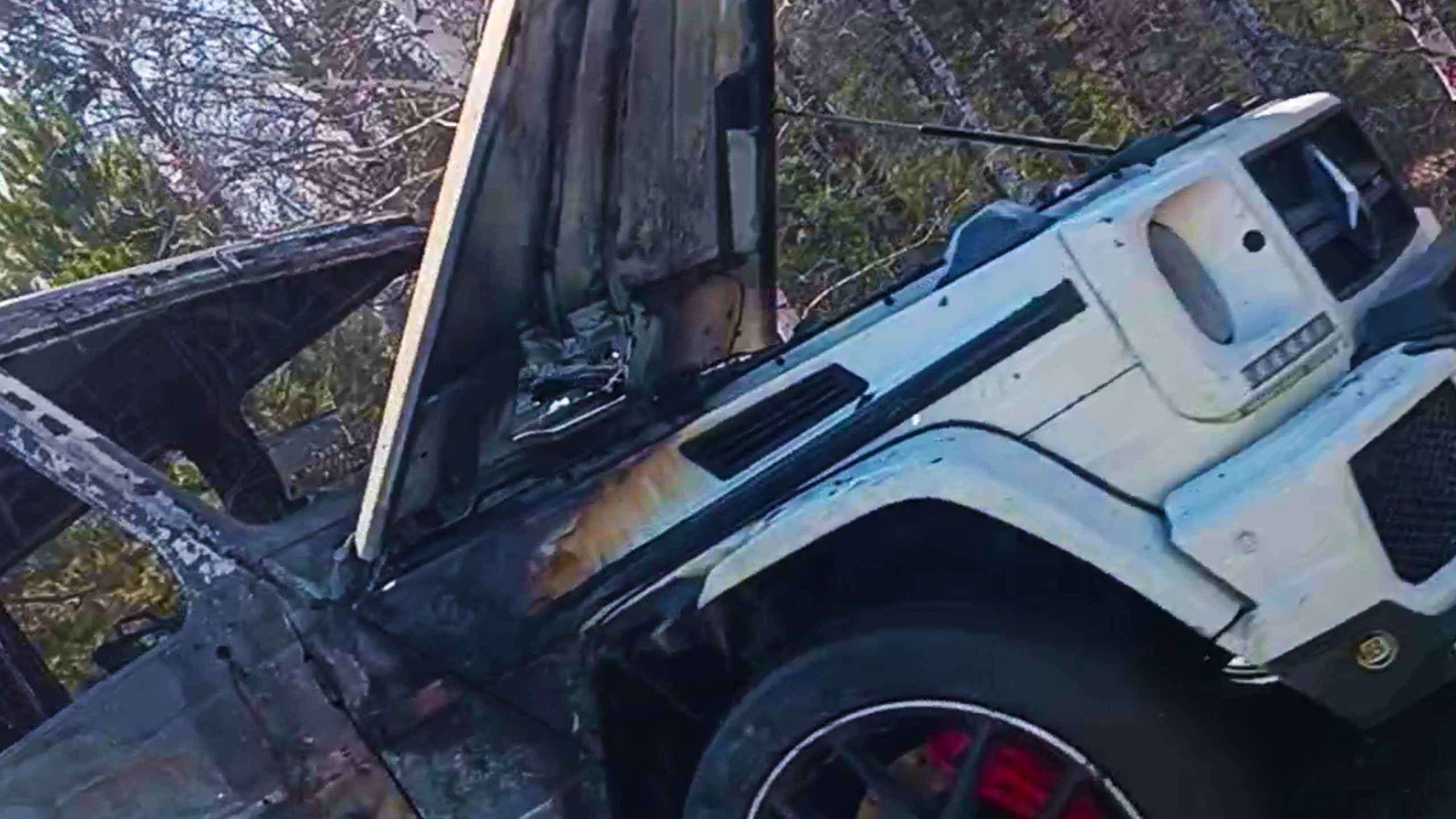 Гелендваген сгорел. Случай на дороге. смотреть онлайн