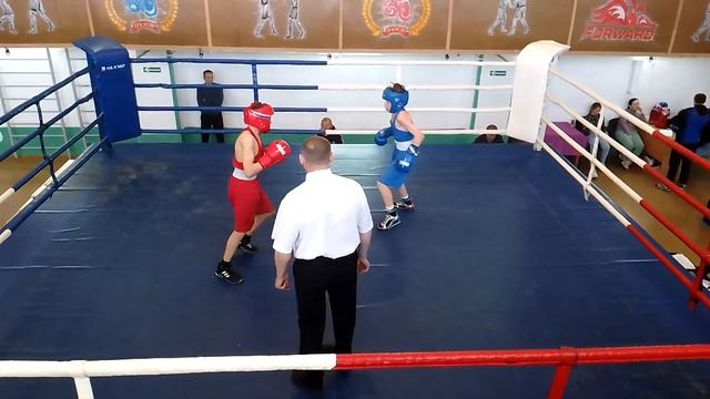 Иванов Кирилл - Красный угол