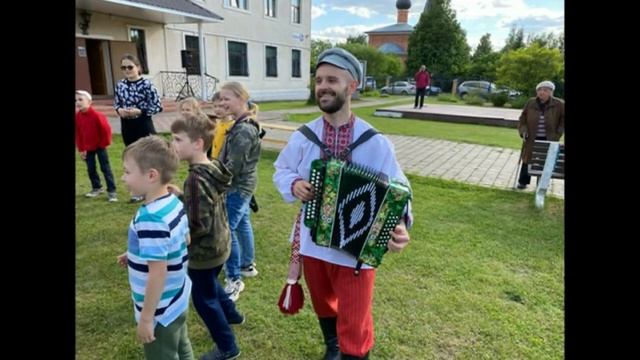 РУССКИЕ ТРАДИЦИИ В АКСИНЬИНО смотреть онлайн
