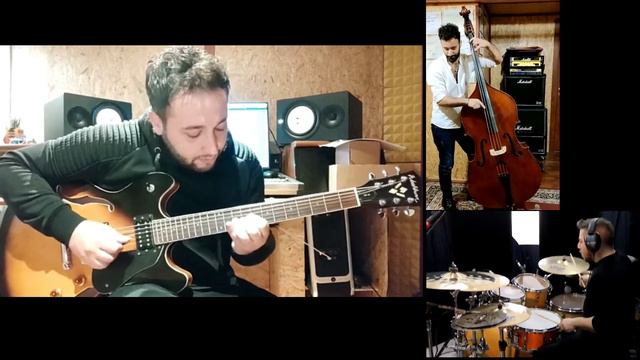Deck the Halls - (Tom Kubis arr.) | Dolphins Jazz Orchestra & Teodoro Comanda Sax смотреть онлайн